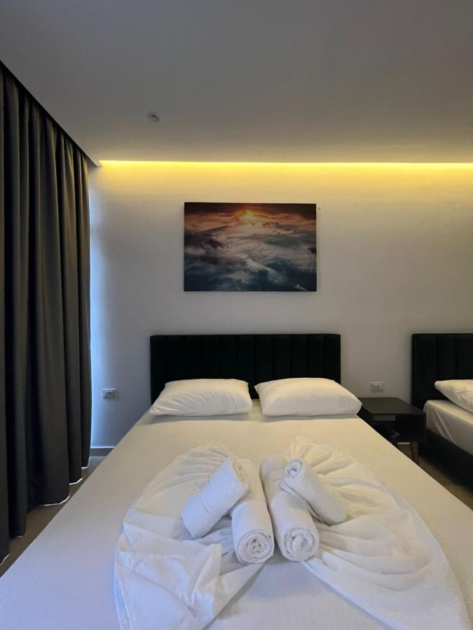 E&L Luxury Apartments Sarande Exterior photo